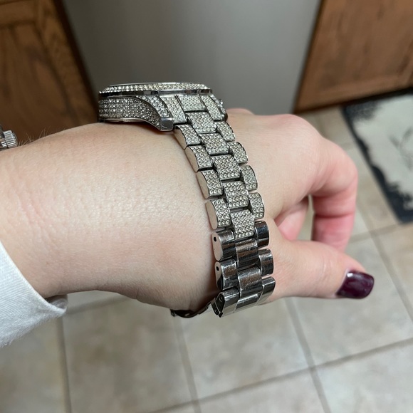 Michael Kors watch - Picture 3 of 4